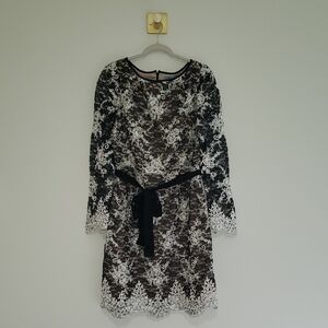 ANTONIO MELANI NWT Holly Floral Lace Dress 14 Black White Long Sleeves Classic